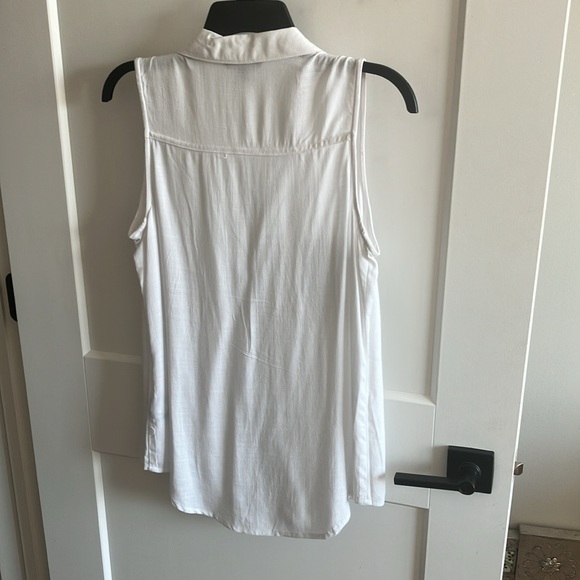 ROCK N REPUBLIC TOP NWT SIZE SMALL - Picture 2 of 4